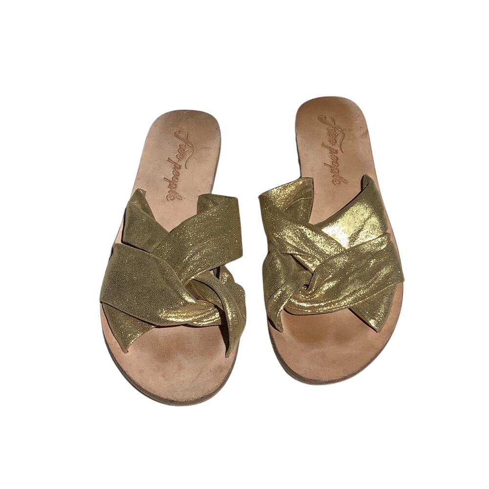 Free People  Leather Slide Sandals Women’s 7.5 / EU 38 — Boho, Chic, Statement